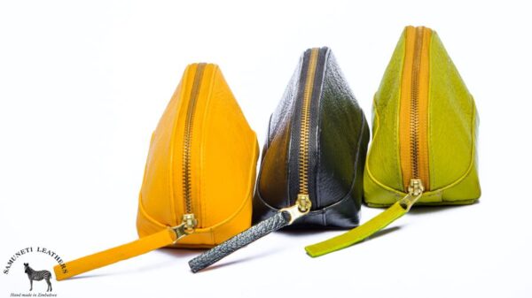 Cosmetic bag - Image 2